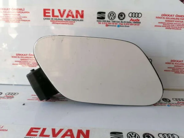 5G0809857 | VW Golf Dış Yakıt Depo Kapağı VAG