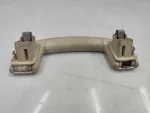 3G0857607B | VW Passat Ön Tavan Tutamağı - 3