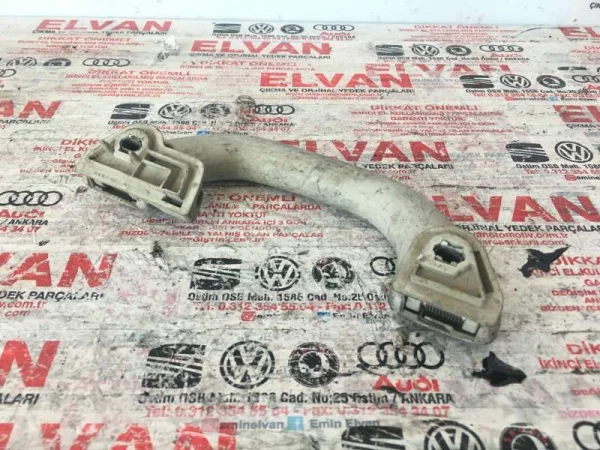 6L0857607 | İç Tavan Tutamağı VAG