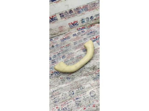 7H0857607B | İç Tavan Tutamağı VAG
