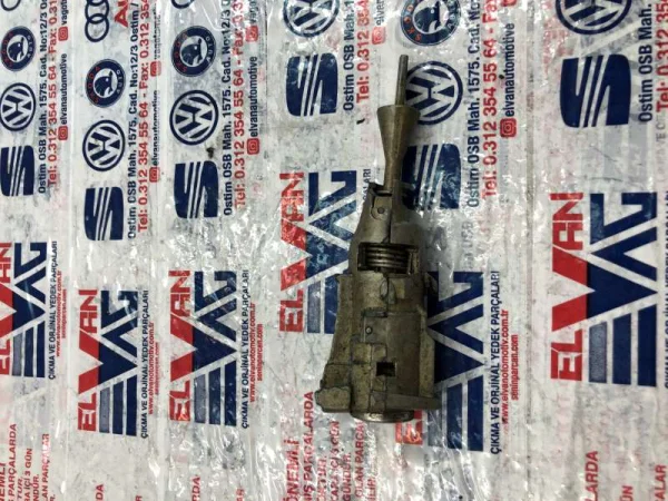 1K5837167A | VW Jetta Kapı Kolu Bademi VAG