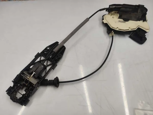 5L0837885C | Dış Kapı Kol Braketi | Seat Alhambra - Skoda Octavia, Yeti VAG