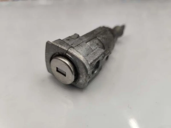 6C0837167A | Kapı Kilit Karşılığı VAG