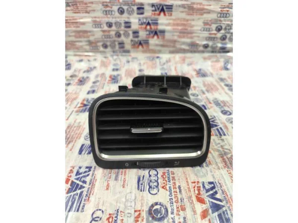 5K0819704K | Sağ Havalandırma Izgarası | VW Golf, Jetta VAG
