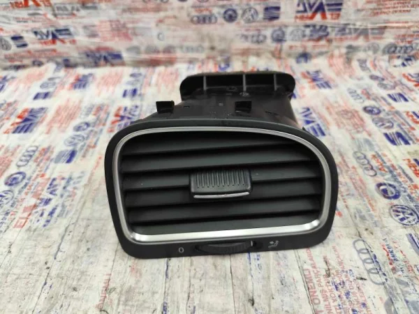 5K0819704K | Sağ Havalandırma Izgarası | VW Golf, Jetta VAG