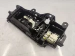 8W0837812A | Audi A4 Sağ Ön Kapı Kolu İç Braketi - 3