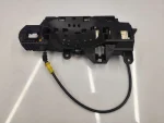 8W0837812A | Audi A4 Sağ Ön Kapı Kolu İç Braketi - 2