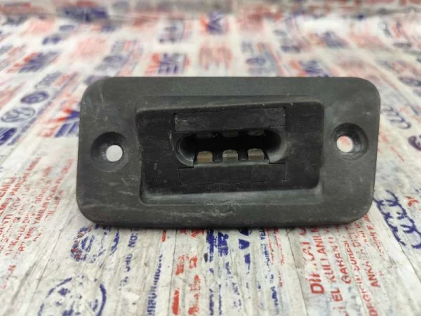 2K0907497A | VW Caddy Sürgülü Kapı Kontak Plakası VAG
