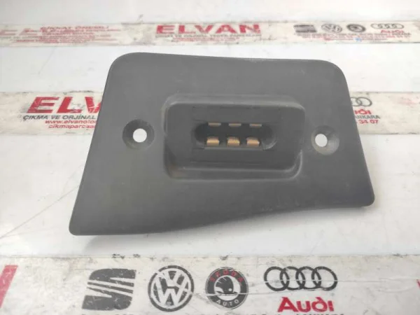 7H0907496A | VW Transporter Sürgülü Sağ Kapı Kontak Plakası VAG