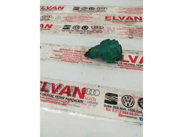 1C0945511A | Fren Pedal Müşürü | VW Bora, Caddy - Audi A3, S3 - Seat Alhambra, Cordoba VAG
