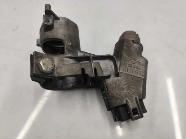 701905851 | Kontak Kütüğü | VW Caravelle, Transporter VAG