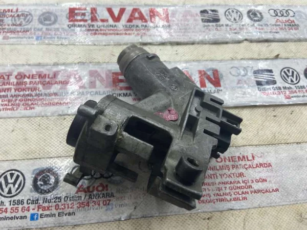 357905851F | Kontak Anahtar Göbeği | VW Caddy, Golf, Polo - Seat Cordoba, Ibiza, Inca VAG