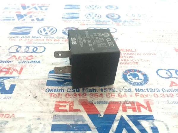 1H0953227 | Sinyal Rölesi | VW Caddy, Golf - Audi 100 Serisi, 80 Serisi - Seat Alhambra, Ibiza VAG