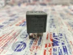 8D0951253 | Kontak Rölesi | VW Amarok, Bora - Audi 100 Serisi, 80 Serisi - Seat Alhambra, Altea - 1