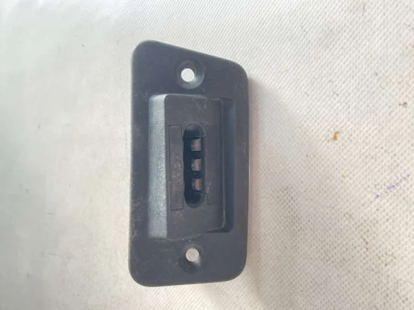2K5907497 | VW Caddy Sürgülü Kapı Kontak Plakası VAG