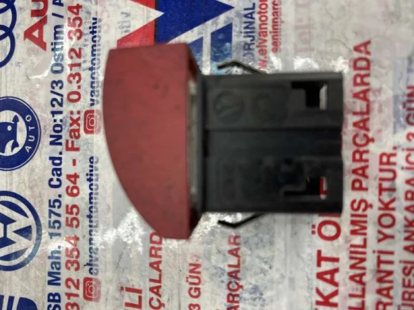 1Z0953235A | Dörtlü Flaşör Düğmesi VAG