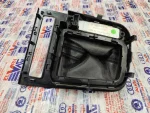 5C7713203H | VW Jetta Komple Otomatik Vites Topuzu Ve Çerçevesi - 3