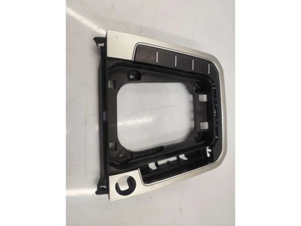 3G1864263 | VW Passat Orta Konsol Vites Çerçevesi VAG