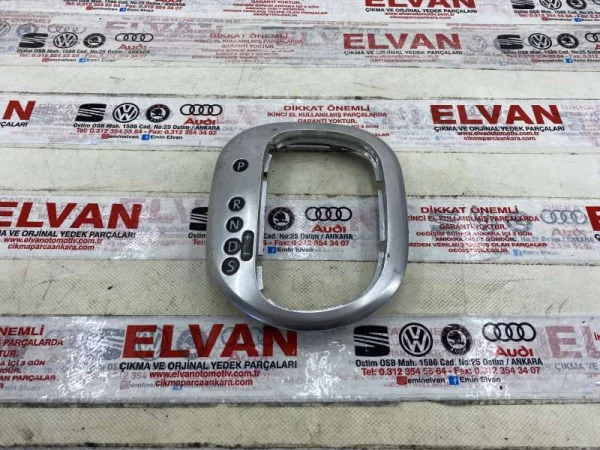 1T1713203D | Otomatik Vites Topuzu ve Körüğü | VW Caddy, Touran VAG