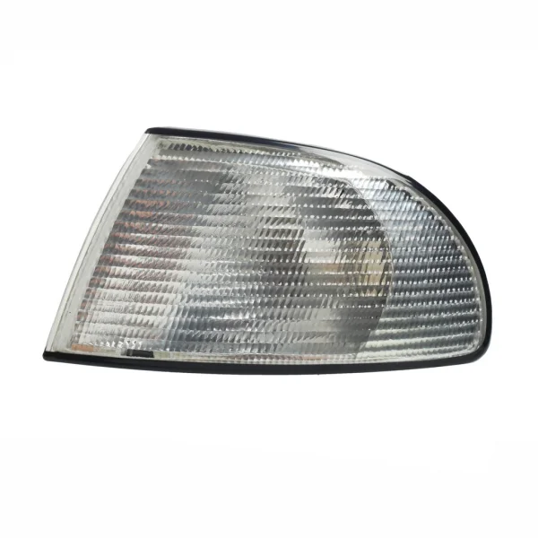 8D0953049 | Audi A4 Sol Sinyal Lambası
