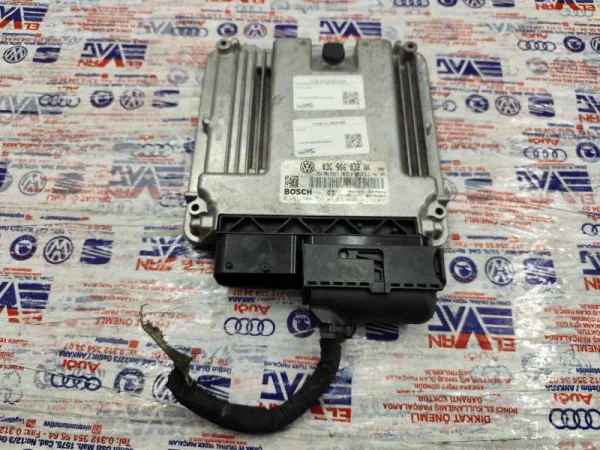 03C906032AK | VW Golf Motor Beyni VAG
