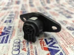 2K0843639E | VW Caddy Sürgülü Kapı Merkezleme Pim Yuvası - 2