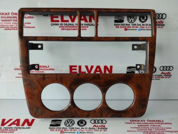 8D1863263B | Audi A4 Orta Konsol Çerçevesi VAG