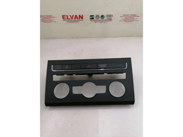 5F0858060C | Seat Leon Orta Konsol Çerçevesi VAG