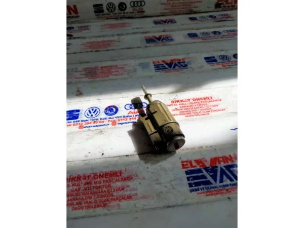4B1837063 | Audi A6 Sol Kapı Kilit Silindiri VAG