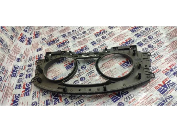 5G0857189 | Gösterge Çerçevesi | VW E-Golf, Golf VAG