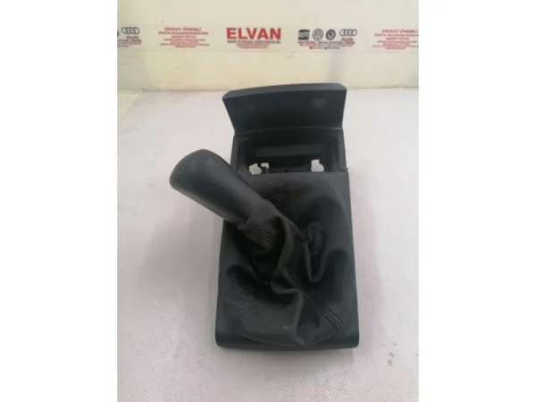 6Y0857951B | Skoda Fabia Ön Küllük VAG