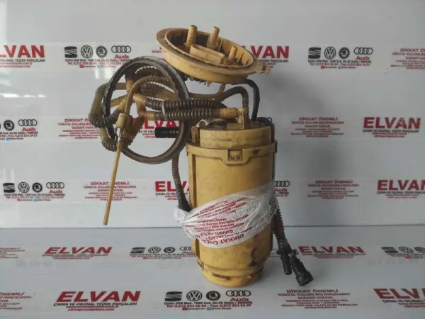 7L6919679C | VW Touareg Elektrikli Sağ Yakıt Pompası VAG