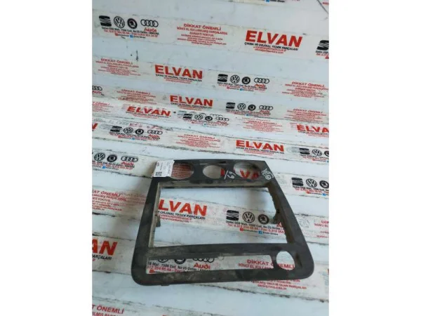 6L1858063B | Orta Konsol VAG