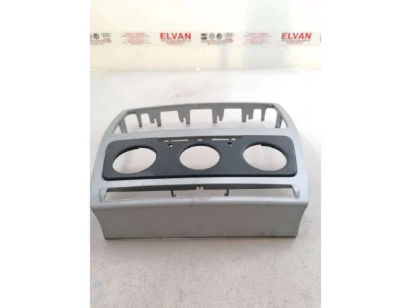 1Z0858069BD | Skoda Octavia Orta Konsol Çerçevesi VAG