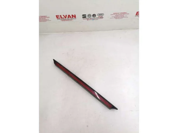 1J6945097B | Üçüncü Stop Lambası VAG
