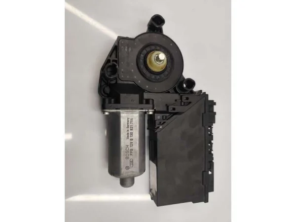 3D0959794E | Arka Sağ Cam Motoru VAG