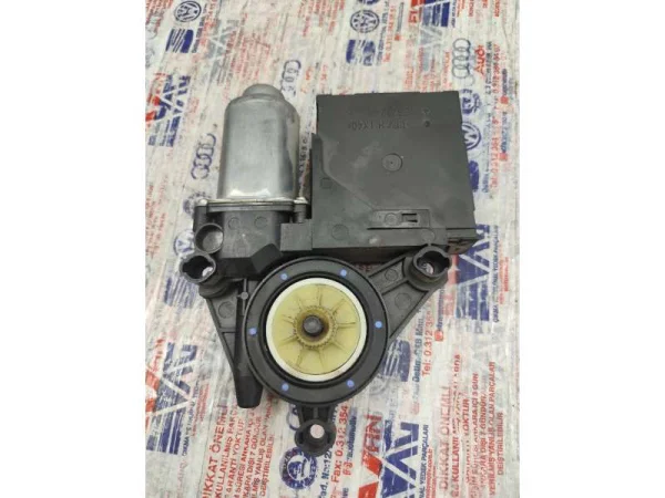 1T0959701 | VW Caddy Sol Ön Cam Motoru VAG