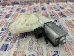 5Q4959802D | VW Passat Elektrikli Arka Sağ Cam Motoru - 3
