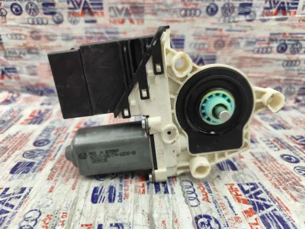 1K0959795AA | Arka Cam Motoru VAG