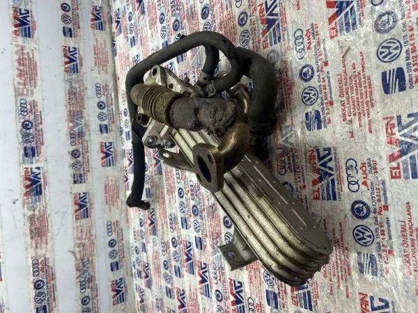 038131513D | EGR Soğutucusu | VW Golf, Jetta, Touran - Audi A3 VAG