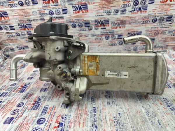 03L131512CB | VW Transporter EGR Soğutucusu VAG