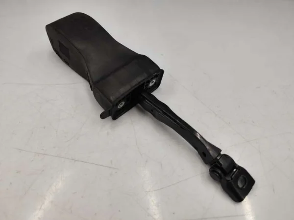 3G0839267 | VW Passat Kapı Stoperi VAG