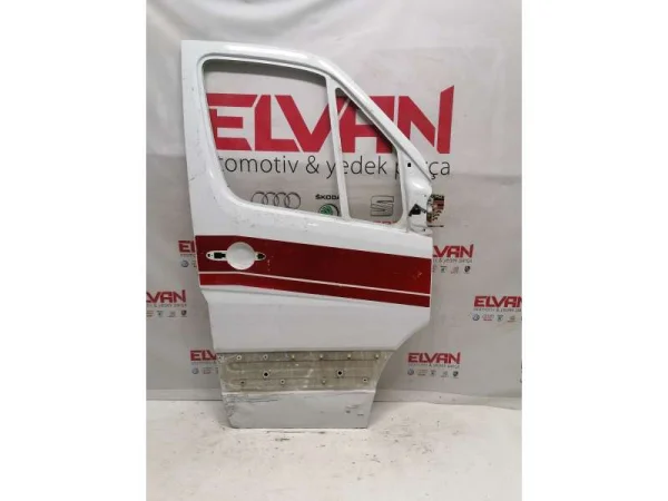 2E0831052 | VW Crafter Sağ Ön Kapı VAG