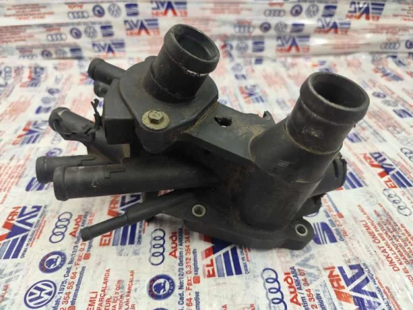 032121111A | Komple Termostat | VW Golf, Polo VAG