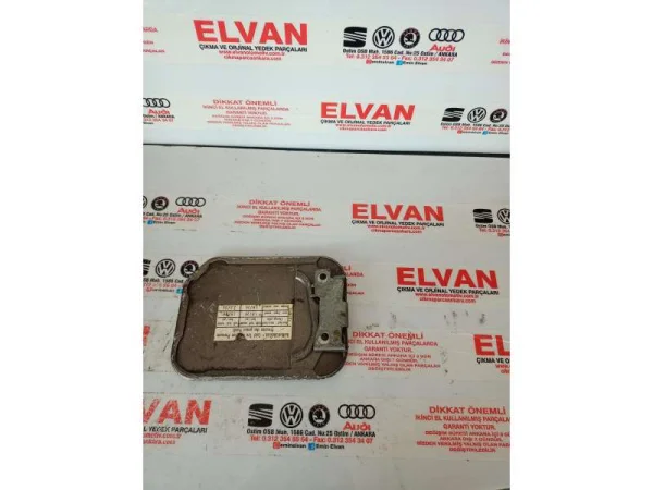 321809905 | Dış Yakıt Depo Kapağı | VW Golf, Jetta, Polo, Scirocco VAG