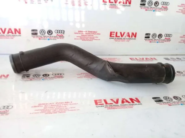 3A0145828 | VW Passat İntercooler Hortumu VAG