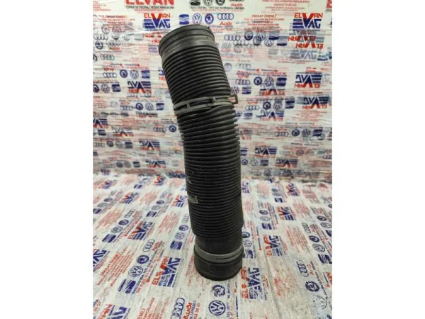 1J0129684J | Hava Filtre Borusu | VW Bora, Golf, Jetta - Audi A3 - Seat Leon VAG