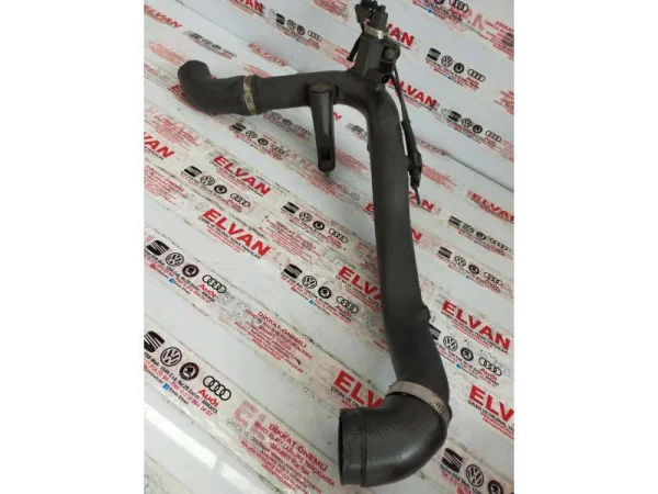 3B0145834E | İntercooler Hortumu VAG