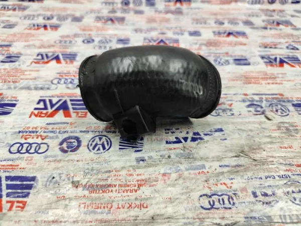 8D0145834A | Turbo Hortumu | VW Passat - Audi A4, A6 - Skoda Superb VAG