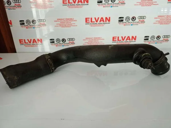 3A0145957C | VW Passat İntercooler Borusu VAG